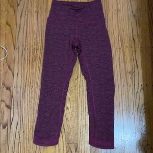 (4) lululemon leggings
